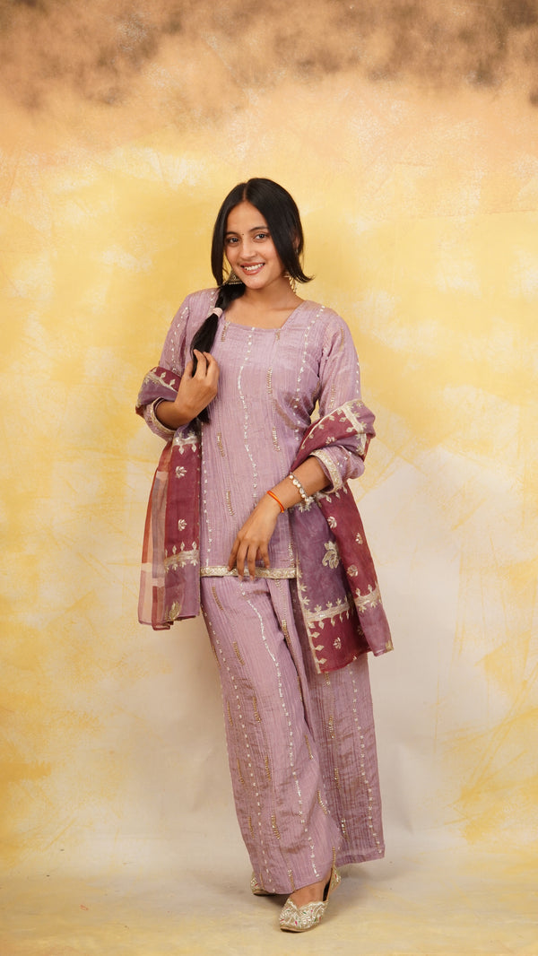 The Riwayat Crushed Silk Suit (Lavender)